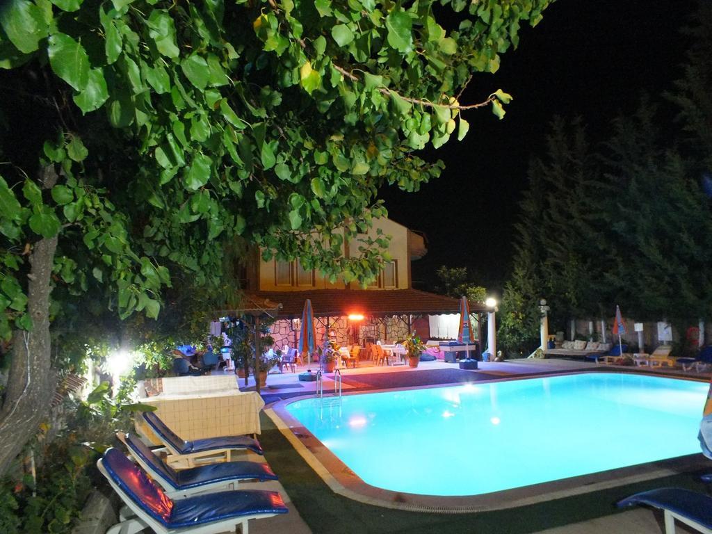 Everest Apart Hotel Олудениз Экстерьер фото