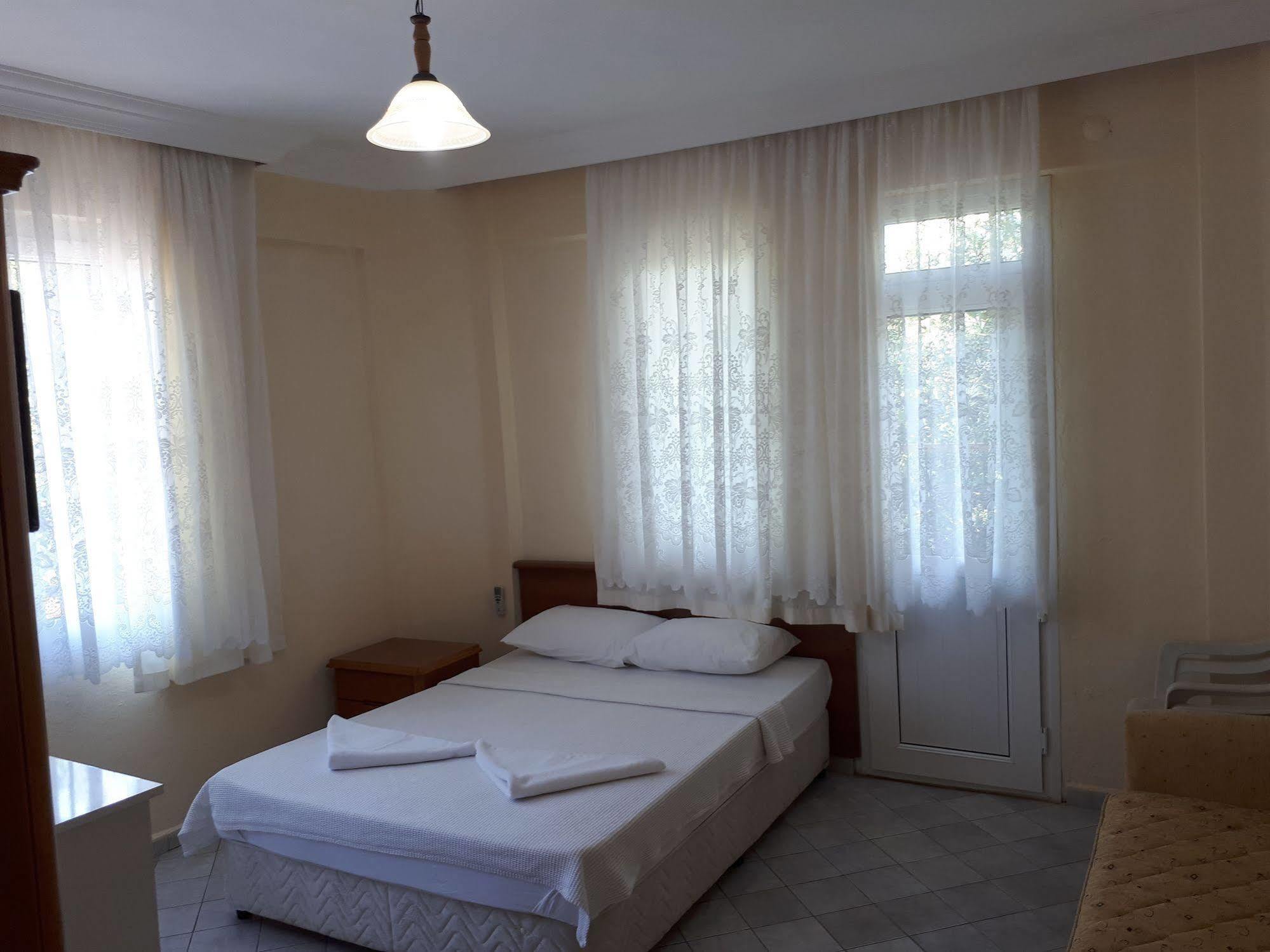 Everest Apart Hotel Олудениз Экстерьер фото